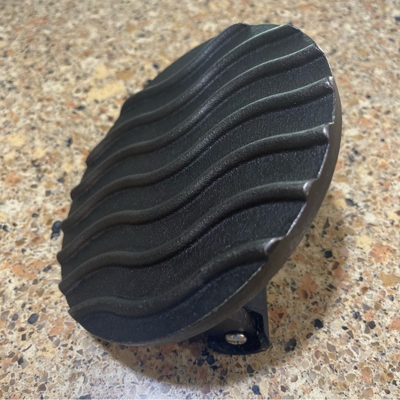 🍔 Cast Iron Burger Press - Picture 7 of 9